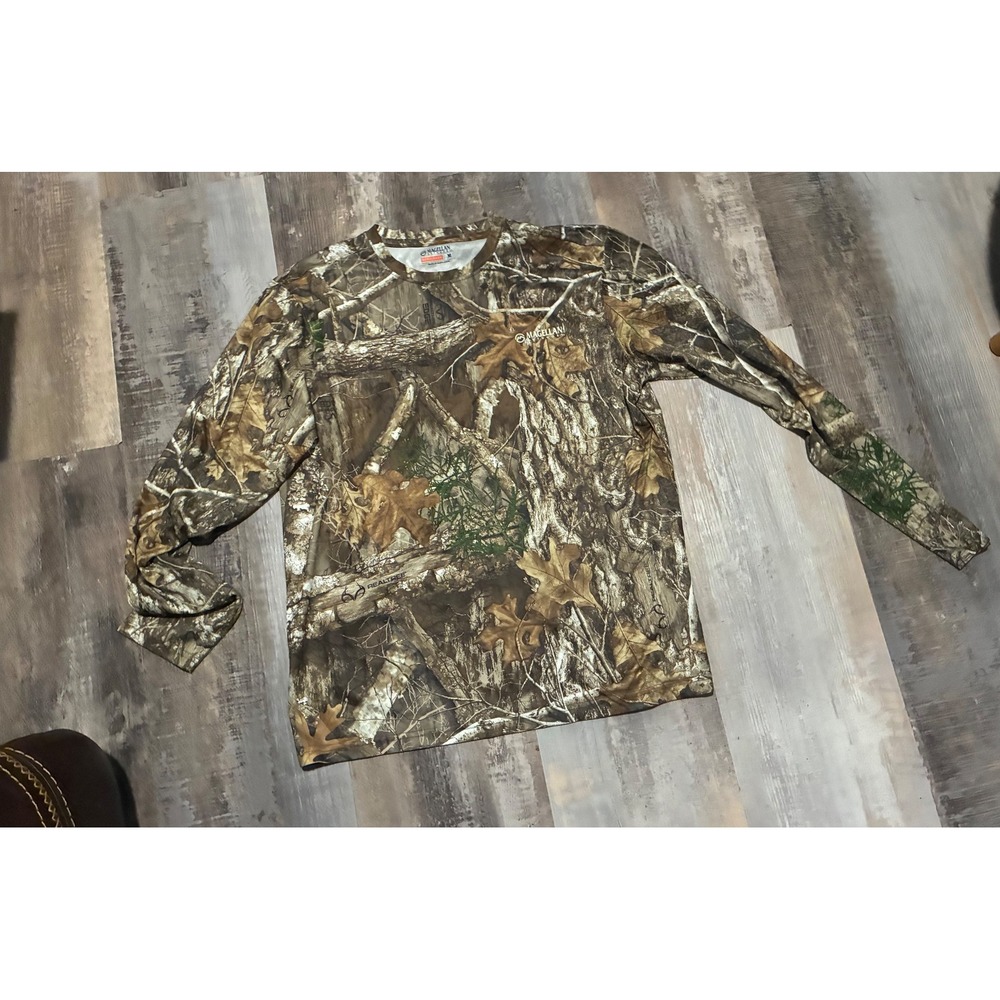 Magellan Outdoors Hunt Gear Mens Medium Realtree Edge Camo Long Sleeve Shirt